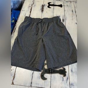 Lightweight shorts